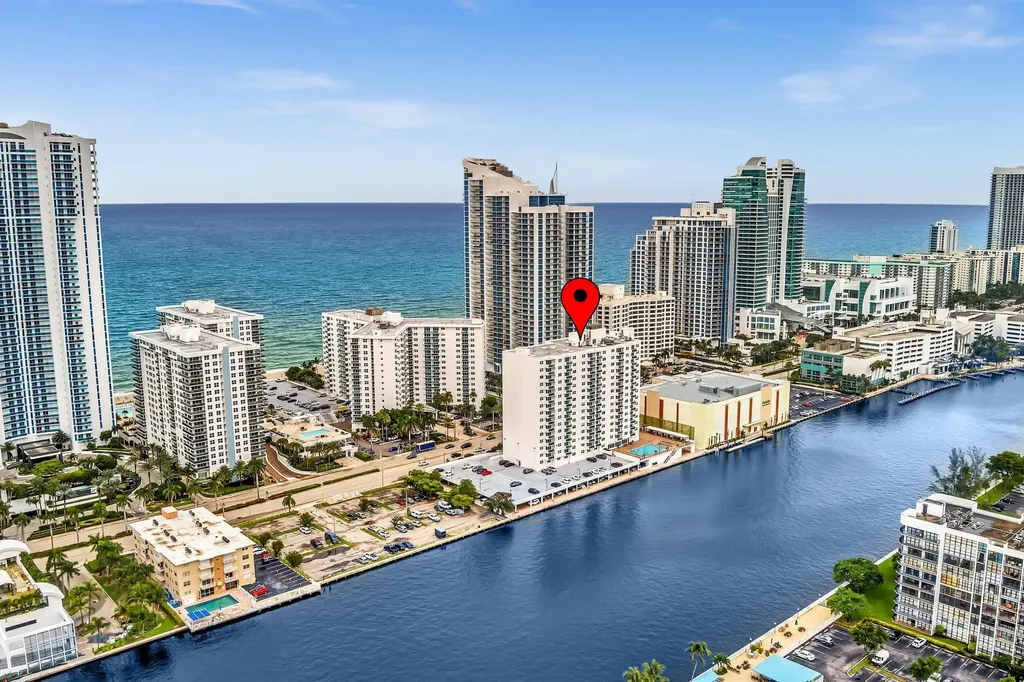 3000 S Ocean Drive Hollywood FL 33019