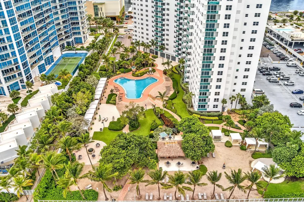 3000 S Ocean Drive Hollywood FL 33019