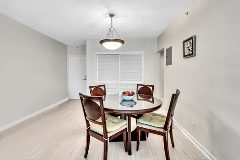3000 S Ocean Drive Hollywood FL 33019