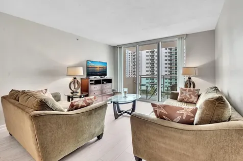 3000 S Ocean Drive Hollywood FL 33019