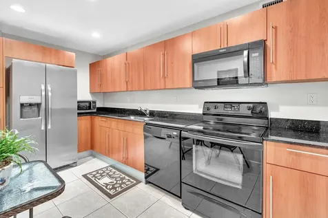 3000 S Ocean Drive Hollywood FL 33019