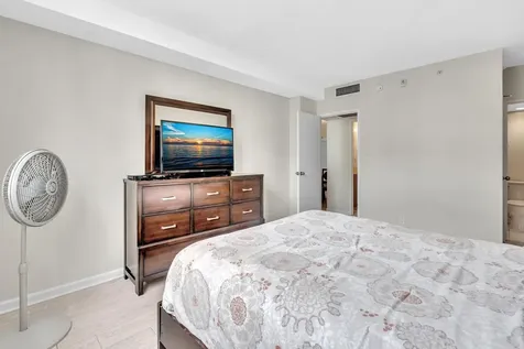 3000 S Ocean Drive Hollywood FL 33019