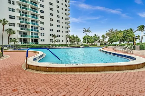 3000 S Ocean Drive Hollywood FL 33019