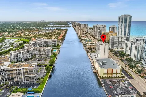 3000 S Ocean Drive Hollywood FL 33019