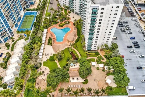 3000 S Ocean Drive Hollywood FL 33019