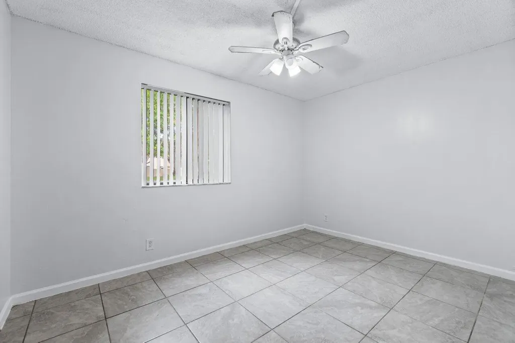 1837 NW 94th Avenue Coral Springs FL 33071