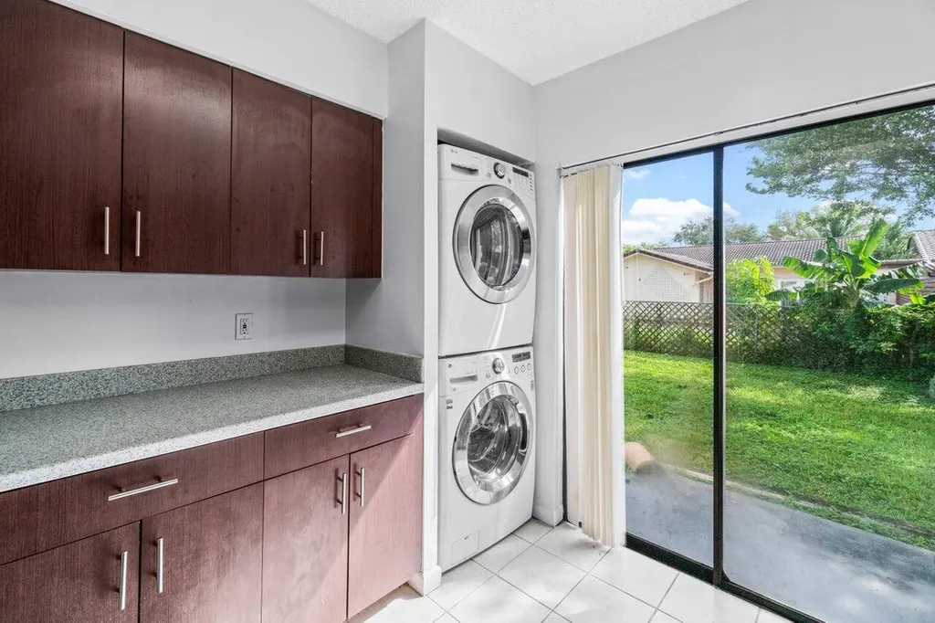 1837 NW 94th Avenue Coral Springs FL 33071