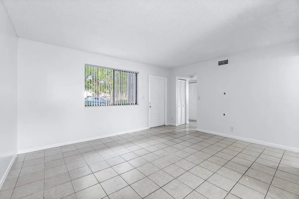 1837 NW 94th Avenue Coral Springs FL 33071