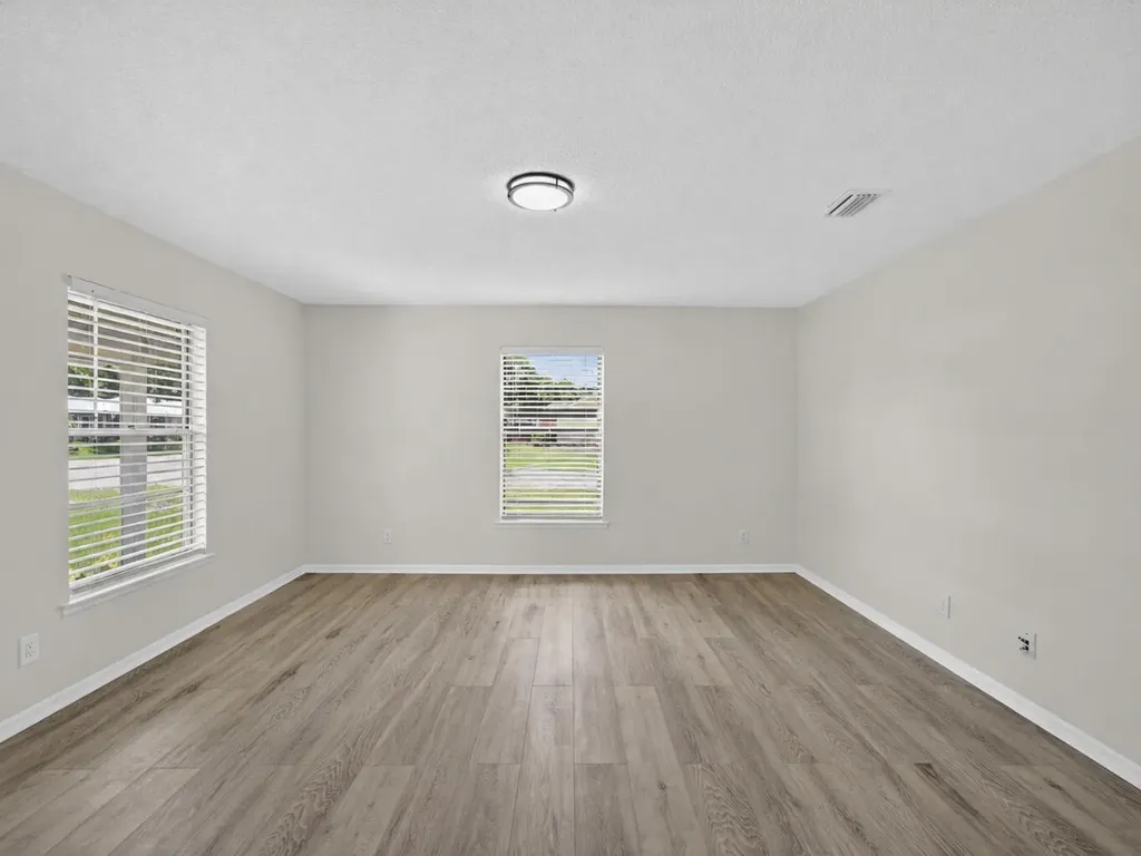 1373 32nd Avenue SW Vero Beach FL 32968
