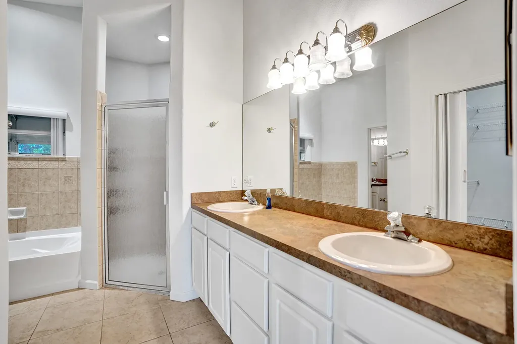 5825 NW Zenith Drive Port St Lucie FL 34986