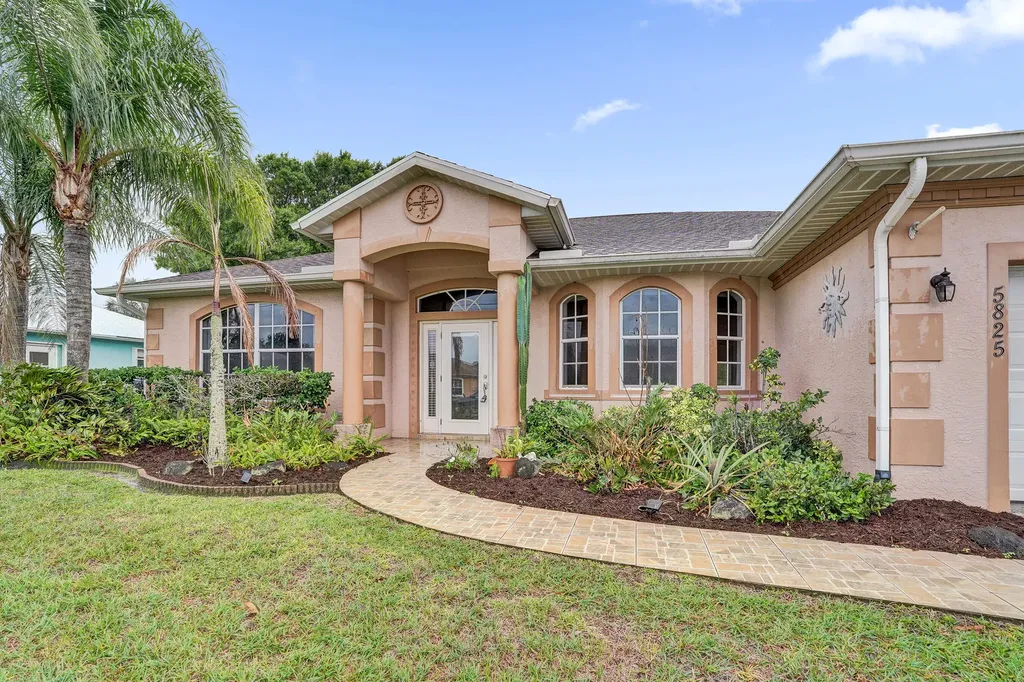 5825 NW Zenith Drive Port St Lucie FL 34986