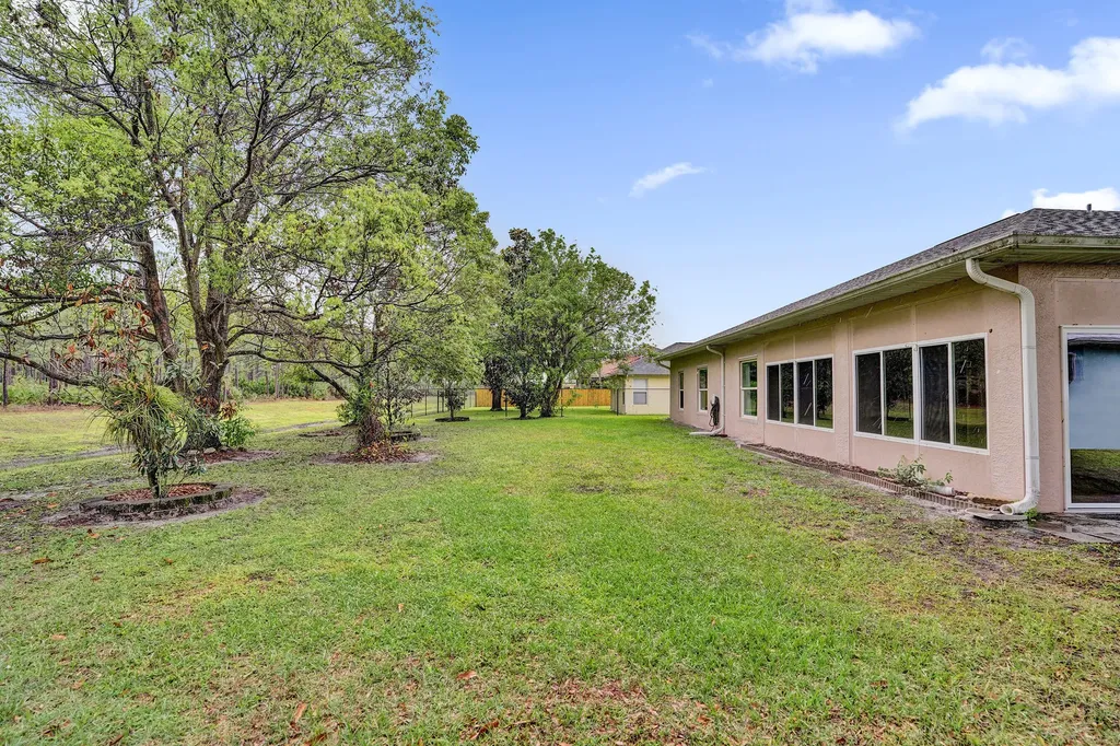 5825 NW Zenith Drive Port St Lucie FL 34986