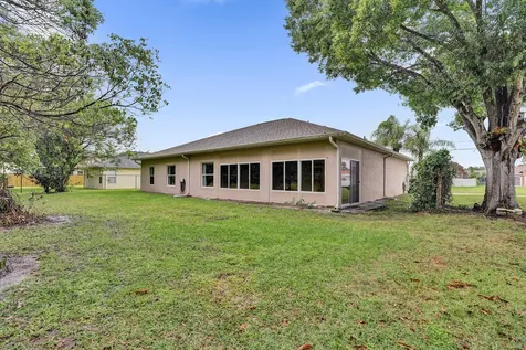 5825 NW Zenith Drive Port St Lucie FL 34986