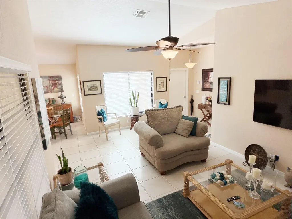 1512 NW 93rd Terrace Coral Springs FL 33071