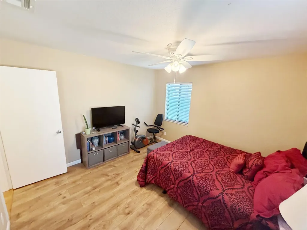 1512 NW 93rd Terrace Coral Springs FL 33071