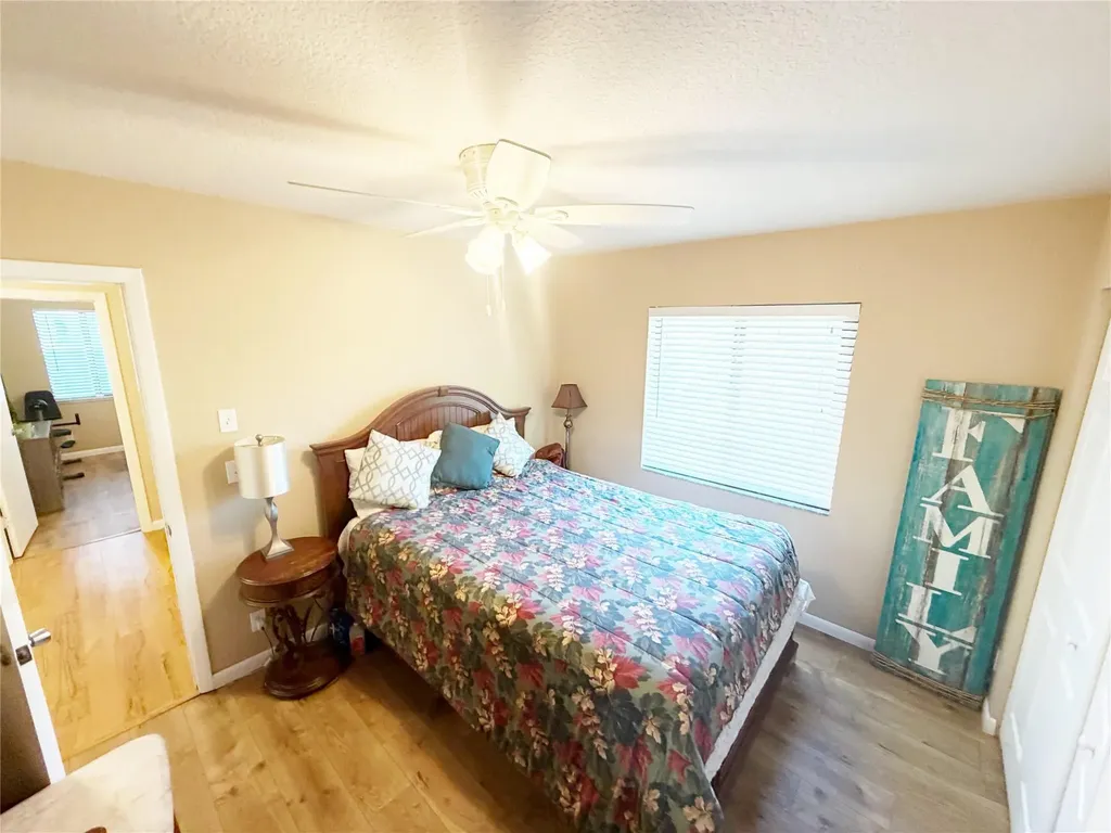 1512 NW 93rd Terrace Coral Springs FL 33071