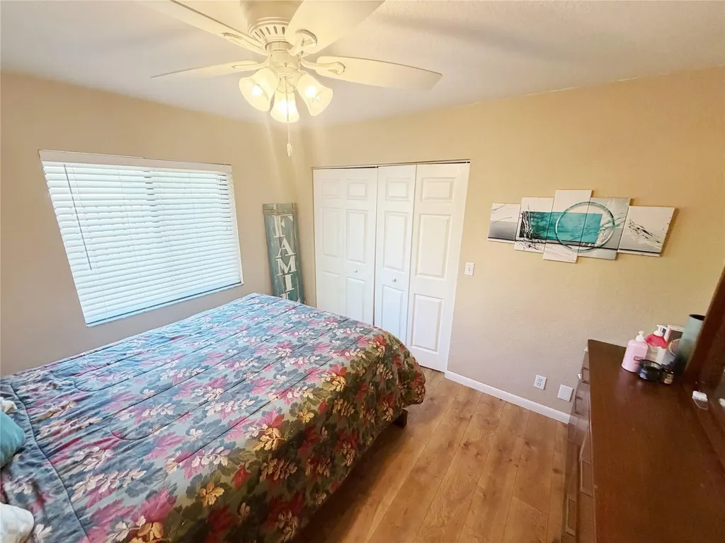 1512 NW 93rd Terrace Coral Springs FL 33071