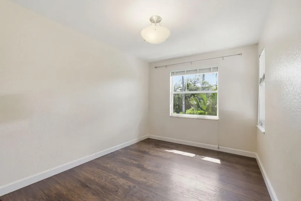 710 SW 4th Avenue Fort Lauderdale FL 33315