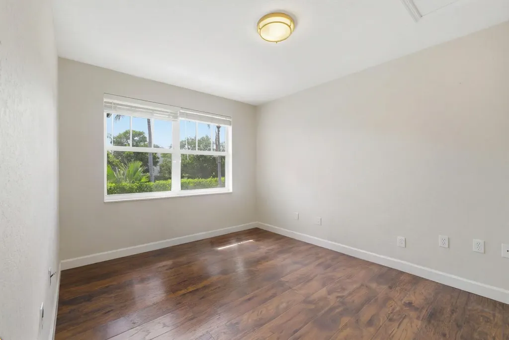 710 SW 4th Avenue Fort Lauderdale FL 33315