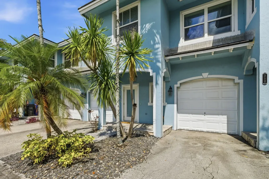 710 SW 4th Avenue Fort Lauderdale FL 33315