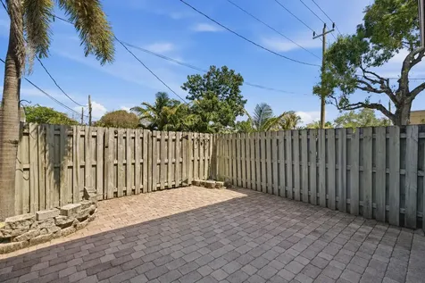 710 SW 4th Avenue Fort Lauderdale FL 33315