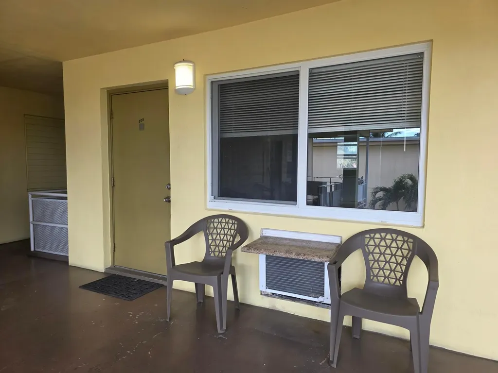 911 N Federal Highway Lake Worth Beach FL 33460