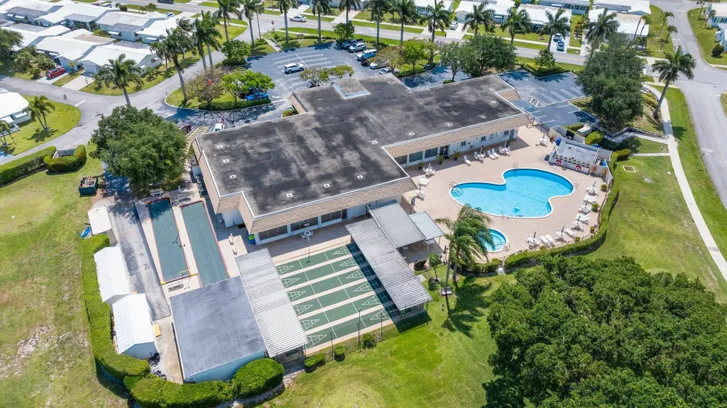 2114 SW 13th Place Boynton Beach FL 33426