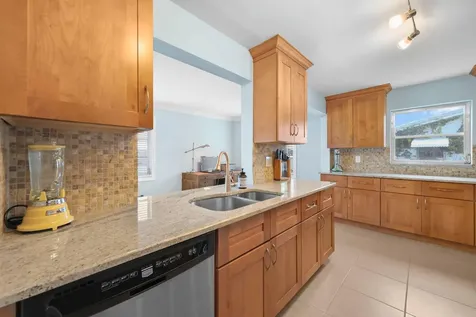 2114 SW 13th Place Boynton Beach FL 33426