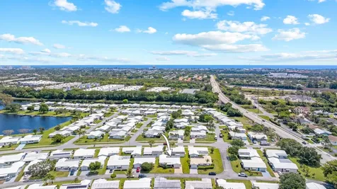 2114 SW 13th Place Boynton Beach FL 33426