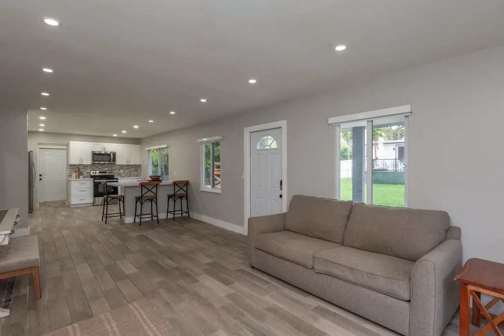 13487 Barwick Road Delray Beach FL 33445