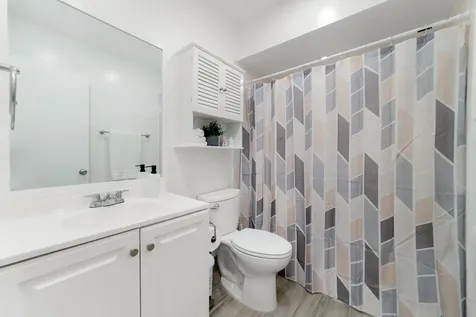 2710 Riverside Drive Coral Springs FL 33065