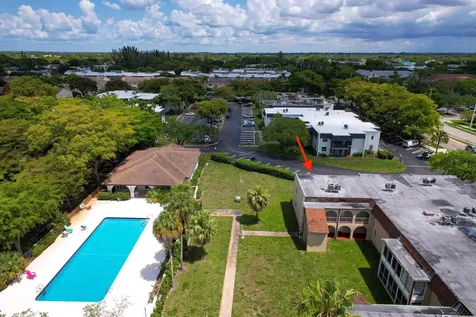 2710 Riverside Drive Coral Springs FL 33065