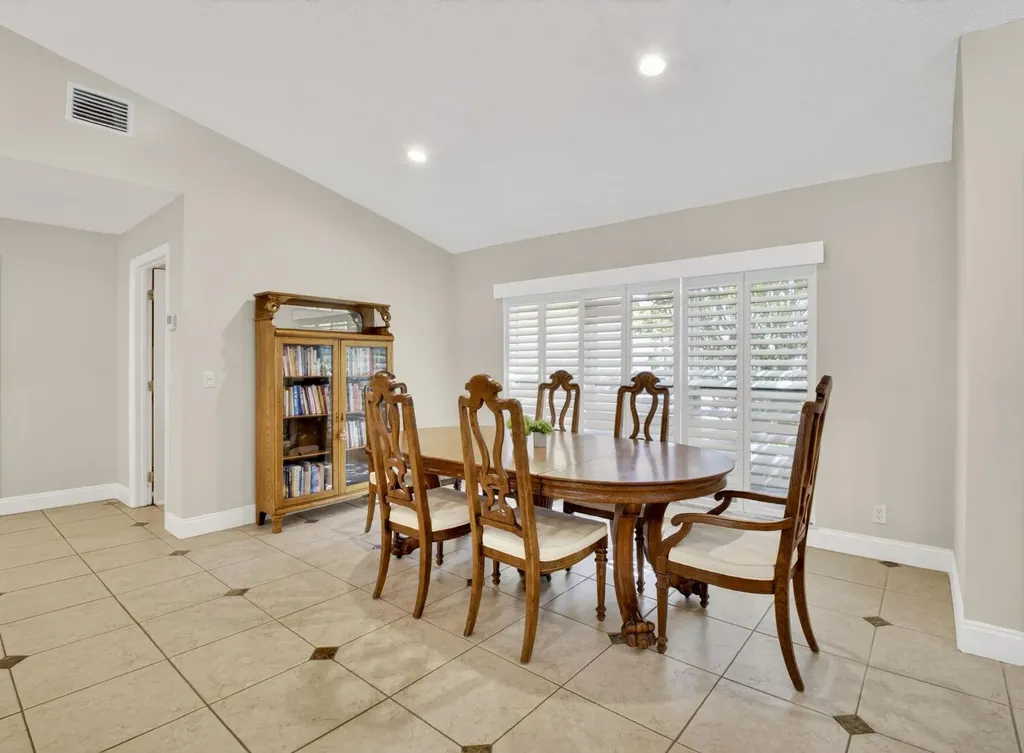 19803 Back 9 Drive Boca Raton FL 33498