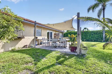 19803 Back 9 Drive Boca Raton FL 33498