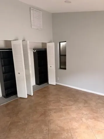 3076 S Oakland Forest Drive Oakland Park FL 33309