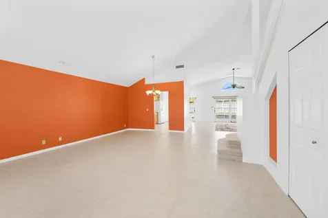 112 Camelot Court Royal Palm Beach FL 33411