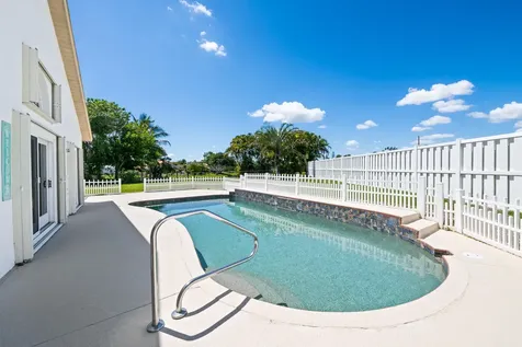 112 Camelot Court Royal Palm Beach FL 33411