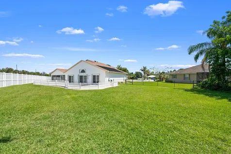 112 Camelot Court Royal Palm Beach FL 33411