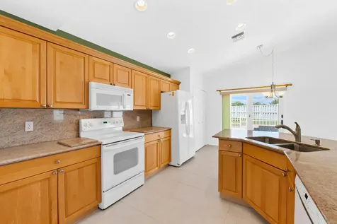 112 Camelot Court Royal Palm Beach FL 33411