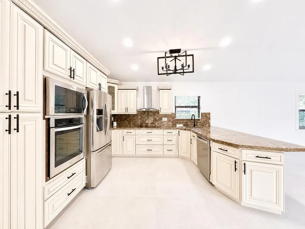 4823 NW 91st Way Coral Springs FL 33067
