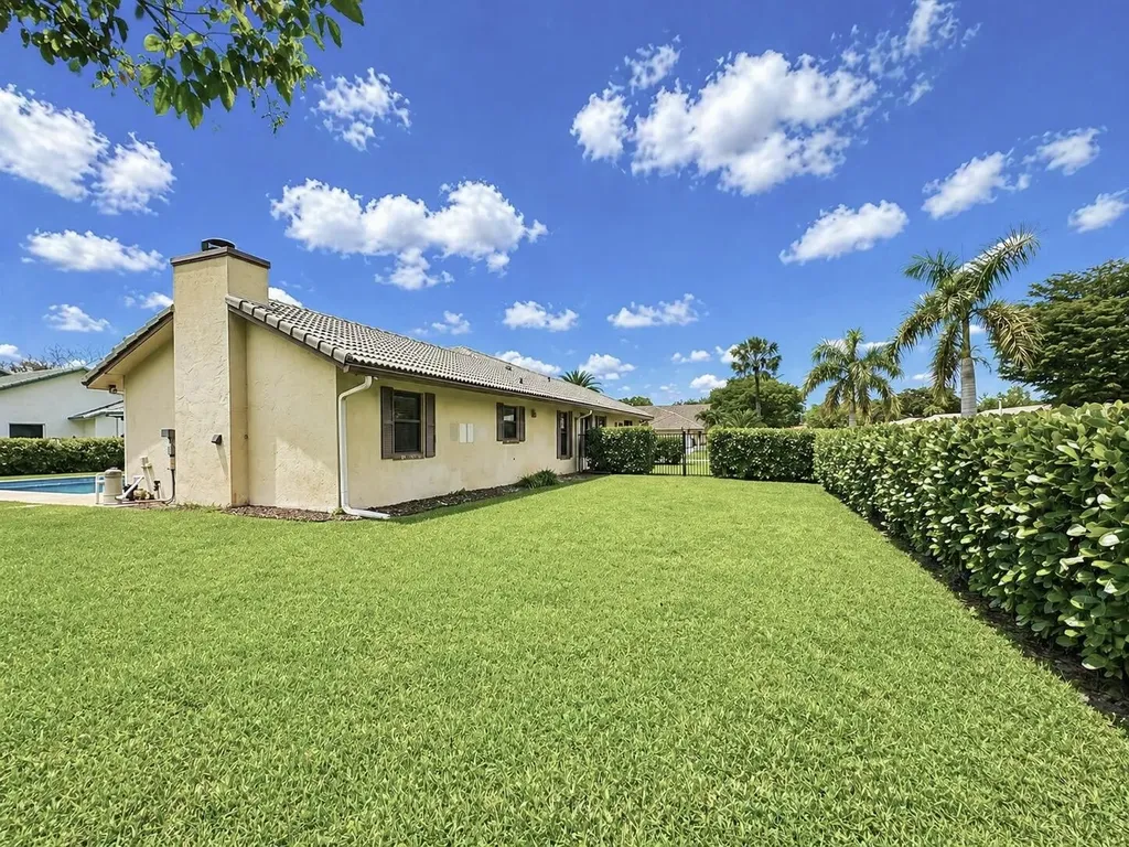 4823 NW 91st Way Coral Springs FL 33067
