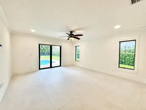 4823 NW 91st Way Coral Springs FL 33067