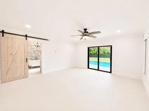 4823 NW 91st Way Coral Springs FL 33067