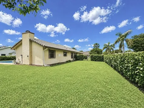 4823 NW 91st Way Coral Springs FL 33067