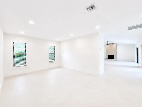 4823 NW 91st Way Coral Springs FL 33067