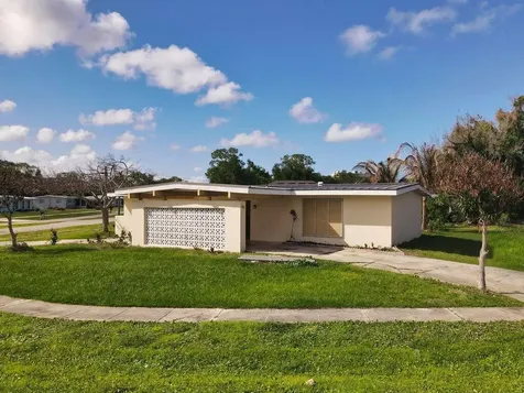 181 Banyan Drive Port St Lucie FL 34952