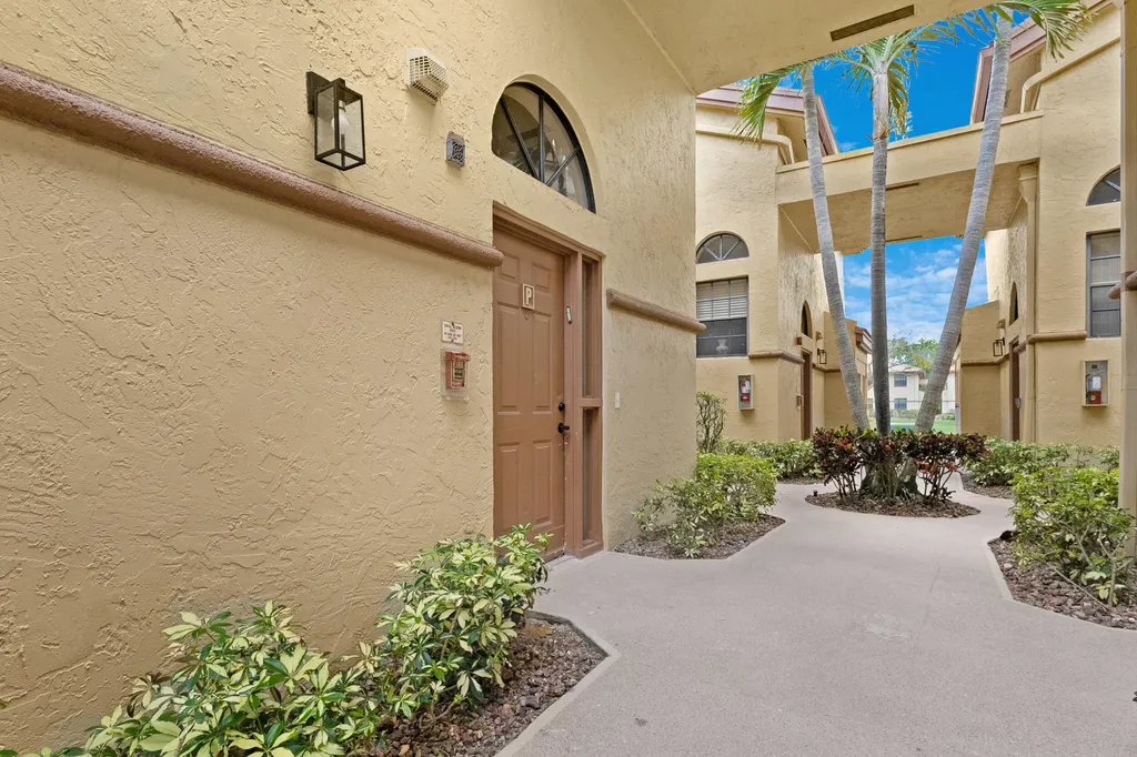 5139 Europa Drive Boynton Beach FL 33437