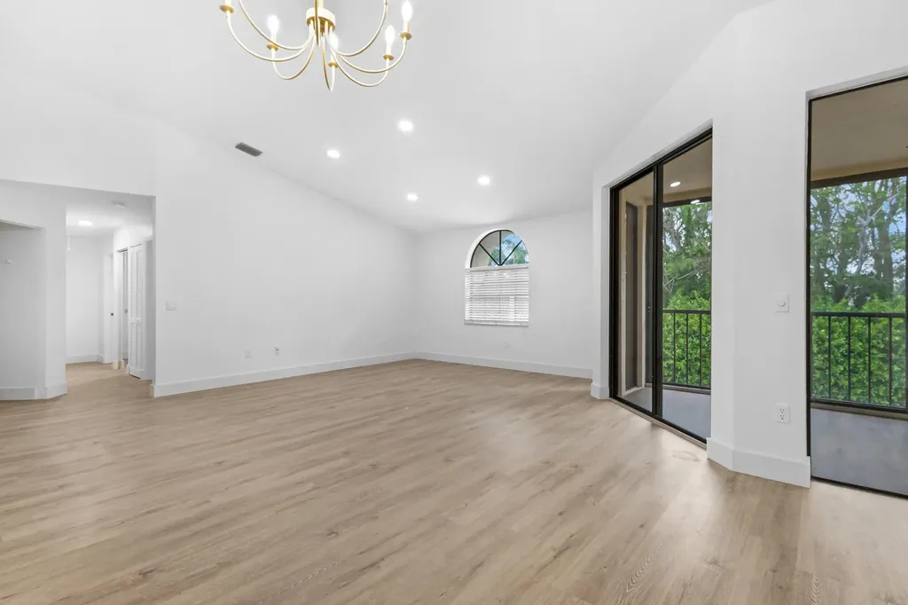 5139 Europa Drive Boynton Beach FL 33437