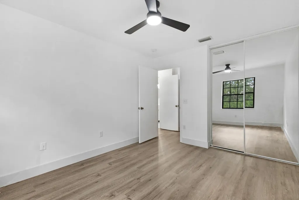 5139 Europa Drive Boynton Beach FL 33437