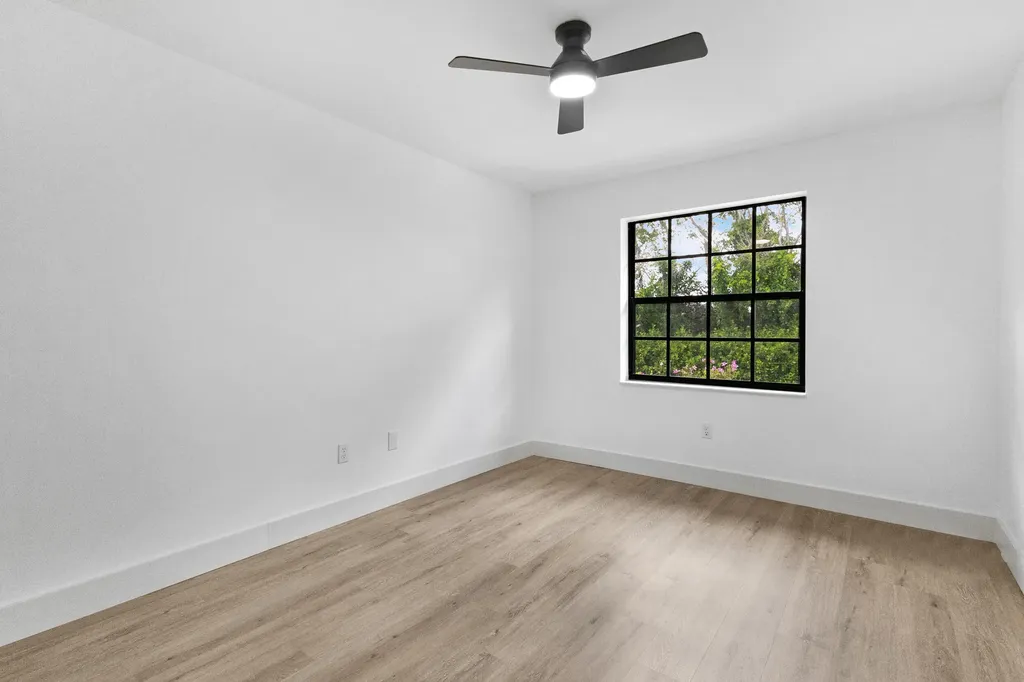 5139 Europa Drive Boynton Beach FL 33437